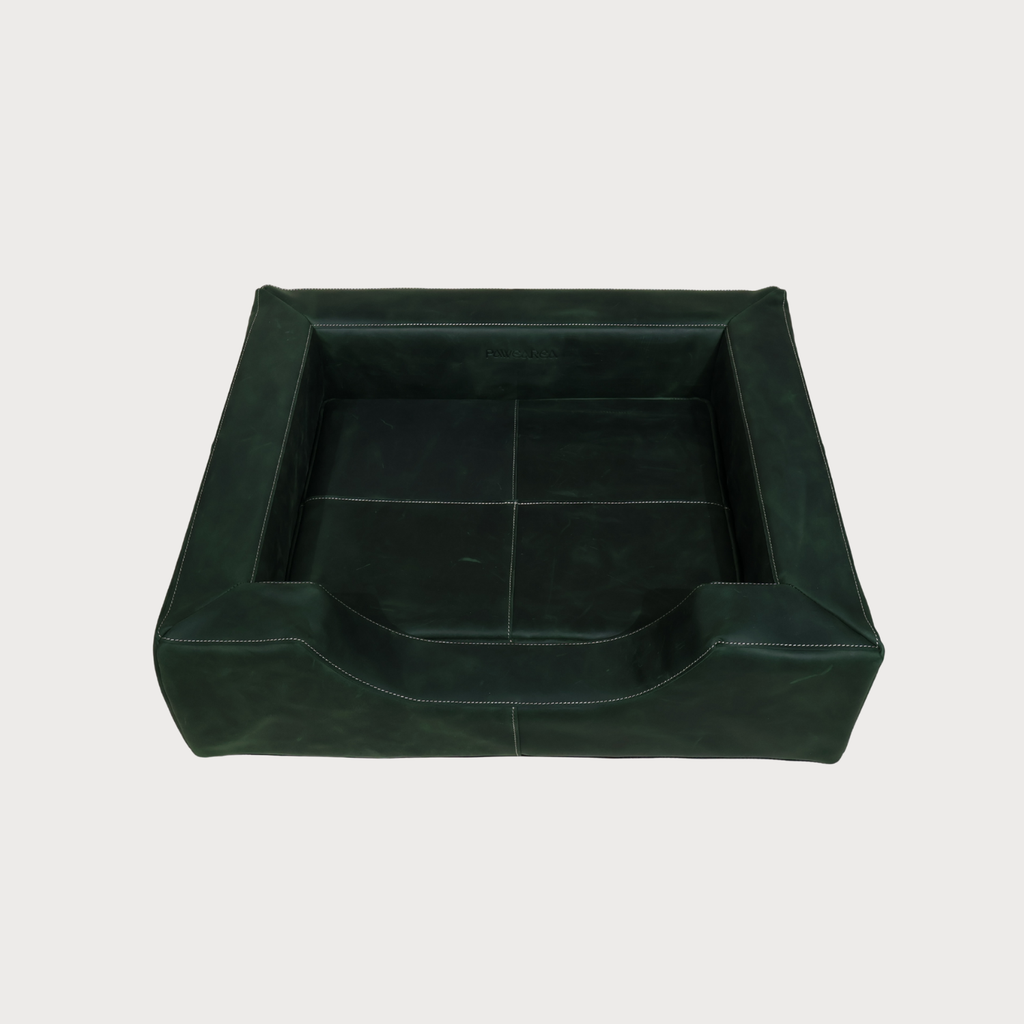 PAWEAREA™ HERITAGE Leather Dog Bed
