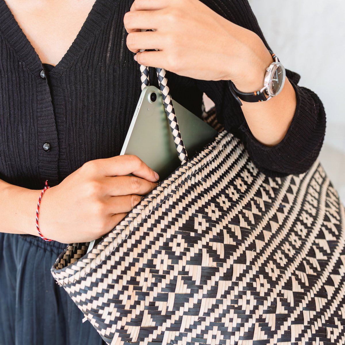 Boho Schultertasche aus Seegras KIDUL – handgewebte Strandtasche, Einkaufstasche, Natur-Sommertasche