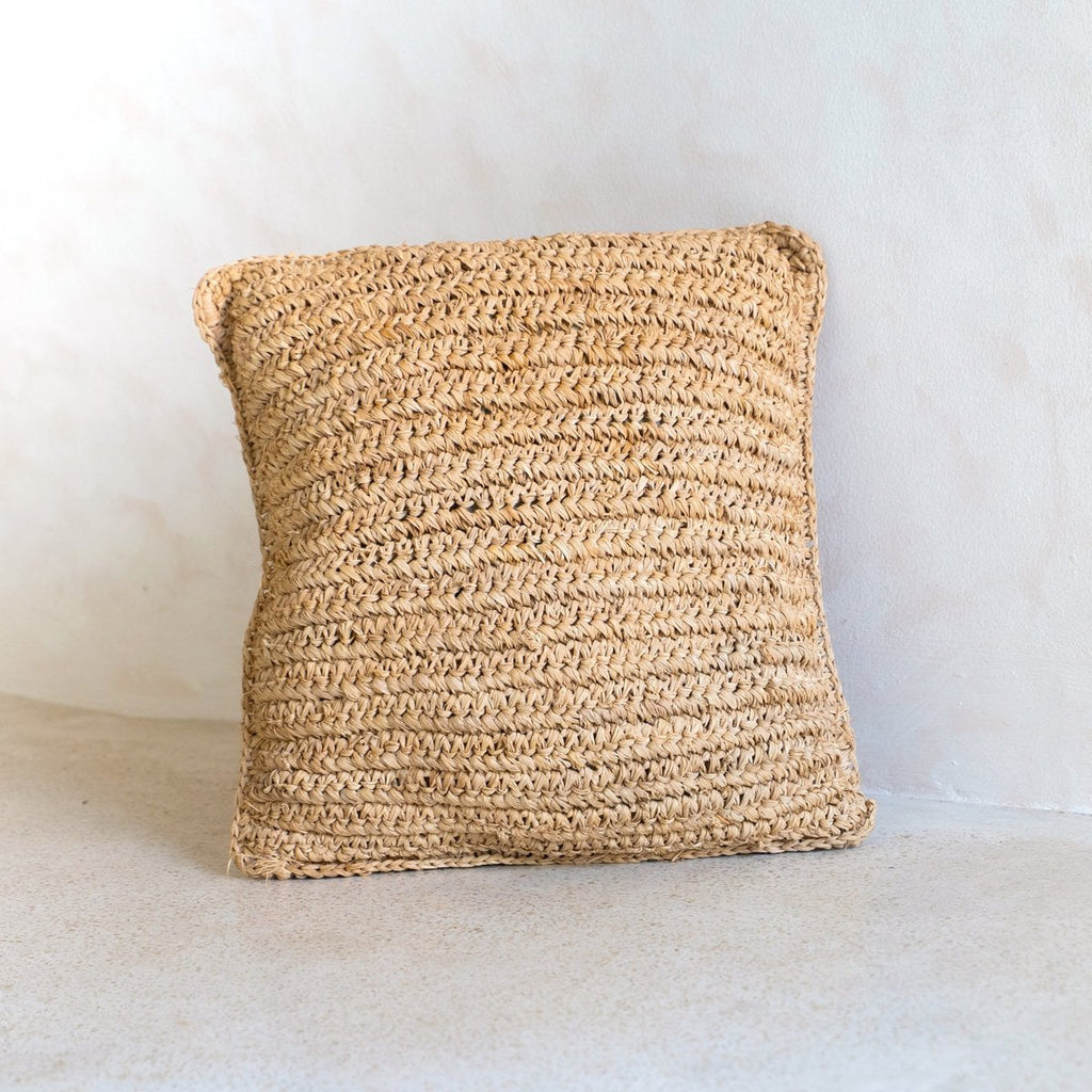 Boho Kissen aus Raffia 40x40 cm – Handgewebtes Dekokissen in Natur Beige für Sofa und Bett