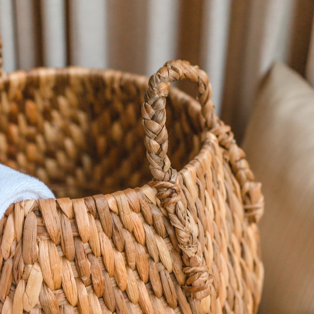 Wäschekorb WAYAG aus Wasserhyazinthe – Handgefertigter Premium Aufbewahrungskorb | Dekor & Interior