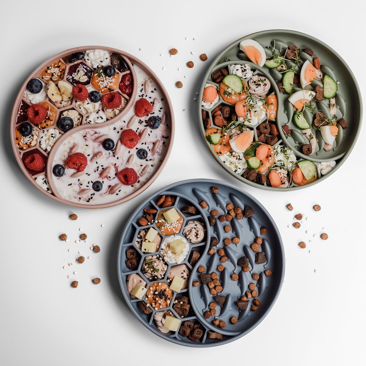 Anti-sling bowl for dogs and cats