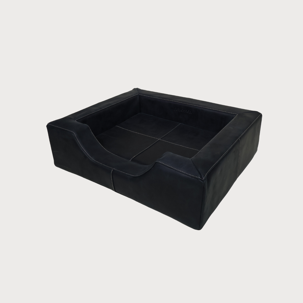 PAWEAREA™ HERITAGE Leather Dog Bed